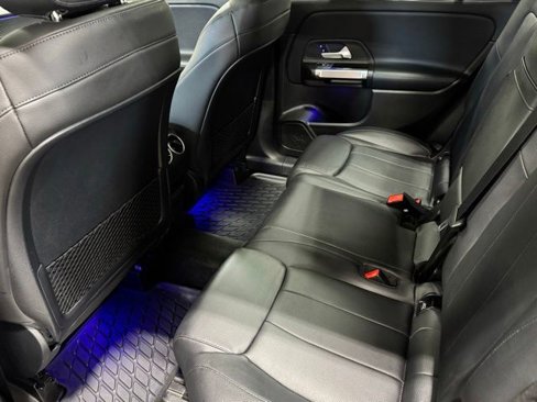 Used 2020 Mercedes-Benz GLB 250 4MATIC image 24