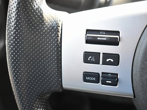 Used 2021 Nissan Frontier S image 37