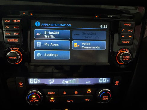 Used 2015 Nissan Rogue SL w/ SL Premium Package image 27