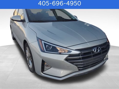 Used 2019 Hyundai Elantra SEL image 2