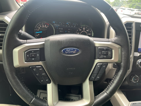 Used 2020 Ford F150 Lariat w/ Equipment Group 501A Mid image 11