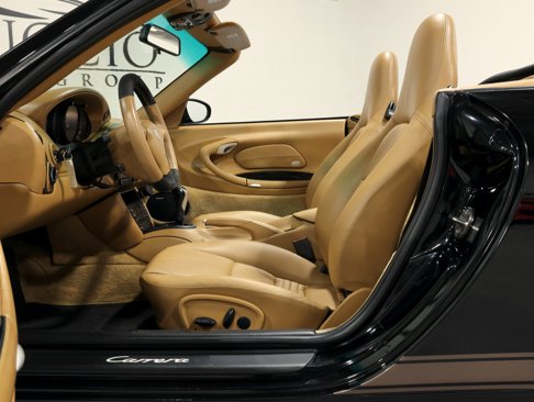 Used 2003 Porsche 911 Cabriolet image 91