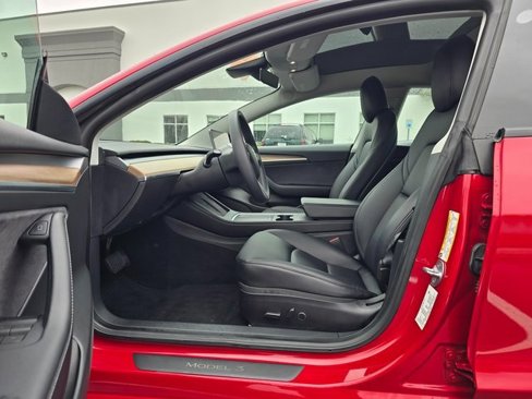 Used 2022 Tesla Model 3 Long Range image 17