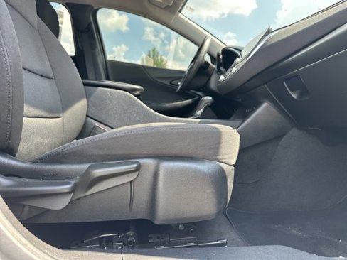 Used 2020 Chevrolet Malibu LT image 14