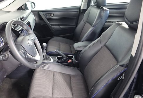 Used 2018 Toyota Corolla SE image 25