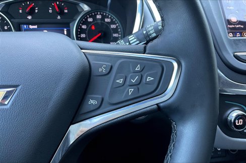 Used 2023 Chevrolet Equinox LT w/ Driver Convenience Package image 11