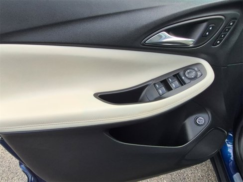 Used 2022 Buick Encore GX Essence w/ Advanced Technology Package image 20