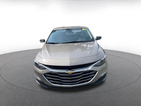 Used 2023 Chevrolet Malibu LT w/ Driver Confidence Package image 3