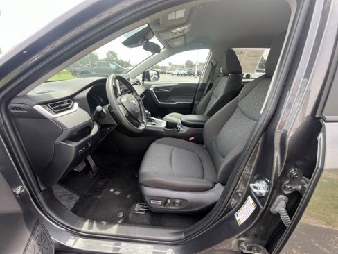 Used 2024 Toyota RAV4 XLE image 11