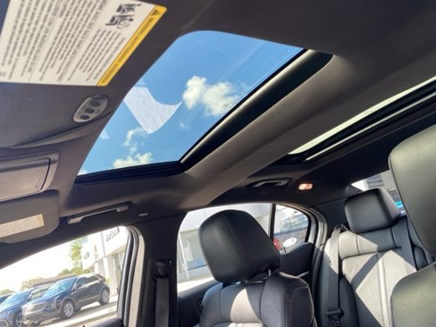 Used 2012 Lincoln MKS AWD image 15