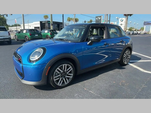 Certified 2025 MINI Cooper S image 33