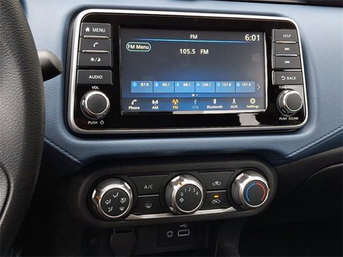 New 2025 Nissan Versa SV image 8