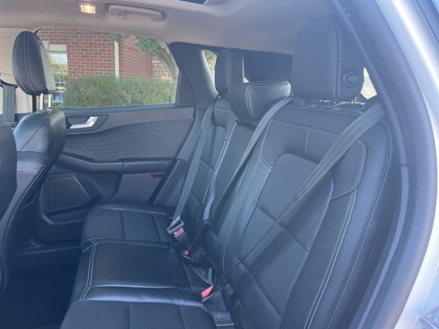 Certified 2020 Ford Escape Titanium w/ Titanium Premium Package 2.0 image 16