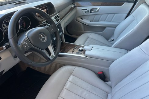 Used 2015 Mercedes-Benz E 350 4MATIC Wagon image 10