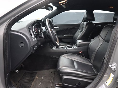 Used 2017 Dodge Charger SXT w/ Plus Group image 13