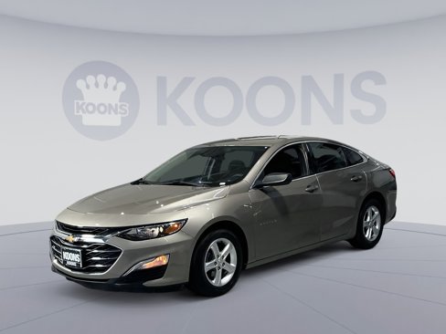 Used 2023 Chevrolet Malibu LS image 1