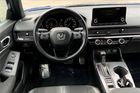 Used 2023 Honda Civic Sport image 5
