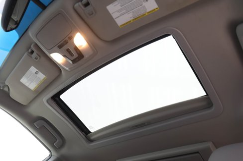 Used 2015 Toyota Sienna L image 15