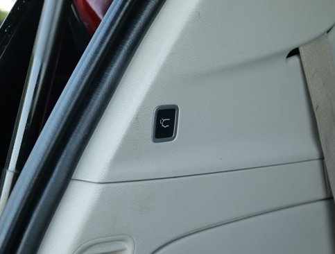 Used 2017 Chrysler Pacifica Touring-L image 29