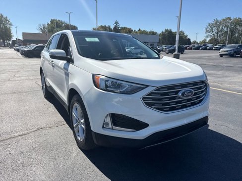 Used 2020 Ford Edge SEL w/ Convenience Package image 4