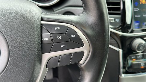 Used 2020 Jeep Grand Cherokee Limited image 15