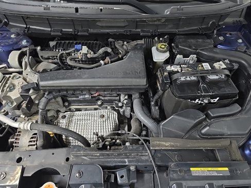 Used 2019 Nissan Rogue SV image 12