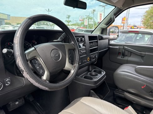 Used 2018 Chevrolet Express 2500 w/ Driver Convenience Package image 5