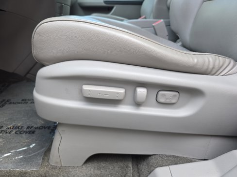 Used 2012 Honda Odyssey EX-L image 29