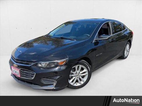 Used 2018 Chevrolet Malibu LT image 1