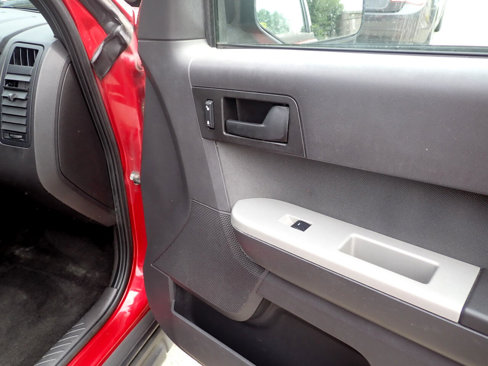 Used 2010 Ford Escape XLT image 22