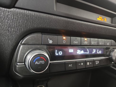 Certified 2022 MAZDA CX-5 Carbon Edition image 28
