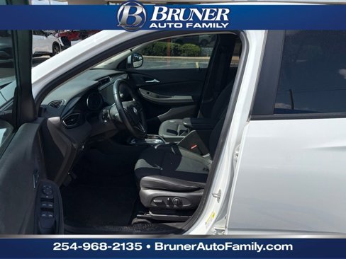 Used 2022 Buick Encore GX Preferred w/ Cold Weather Comfort Package image 11