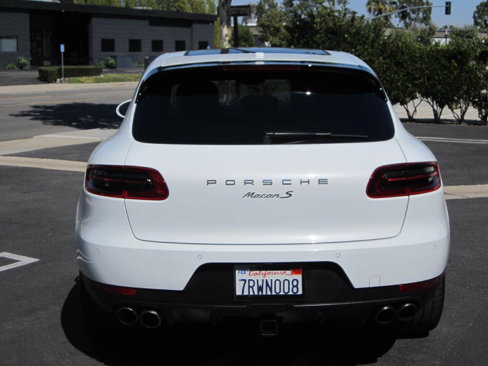 Used 2016 Porsche Macan S w/ Premium Package Plus image 4