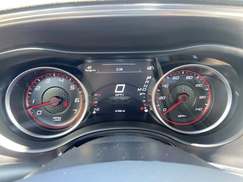 Used 2017 Dodge Charger SE image 12