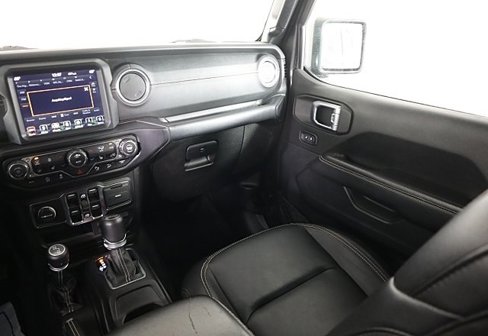 Used 2019 Jeep Wrangler Unlimited Sahara image 19