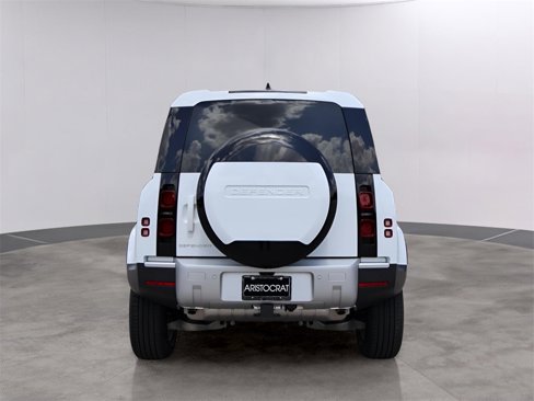 New 2025 Land Rover Defender 110 S image 6