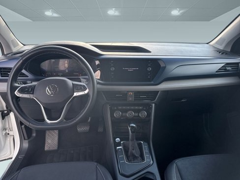 Used 2024 Volkswagen Taos SE image 24