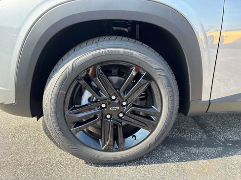 New 2025 Chevrolet Trax ACTIV w/ Sunroof Package image 7