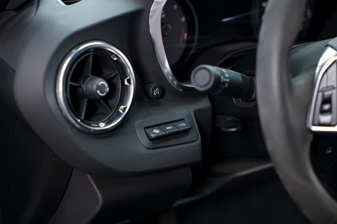 Used 2020 Chevrolet Camaro ZL1 image 23