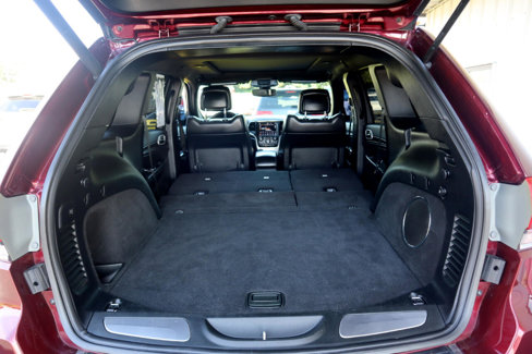 Used 2018 Jeep Grand Cherokee Limited image 55