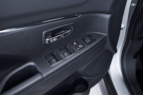 New 2025 Mitsubishi Outlander Sport LE image 19