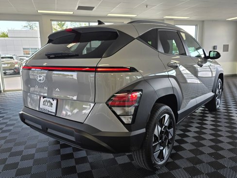 Used 2025 Hyundai Kona SEL image 8