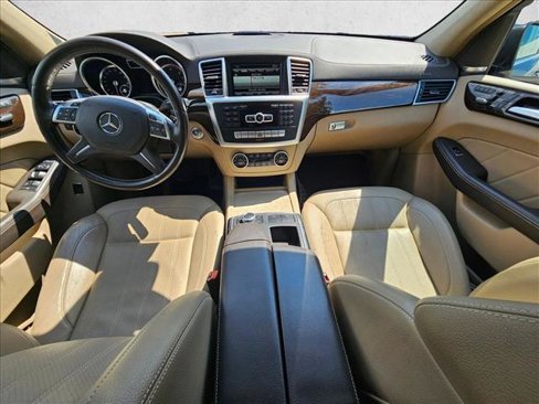 Used 2015 Mercedes-Benz GL 320 BlueTEC 4MATIC image 13