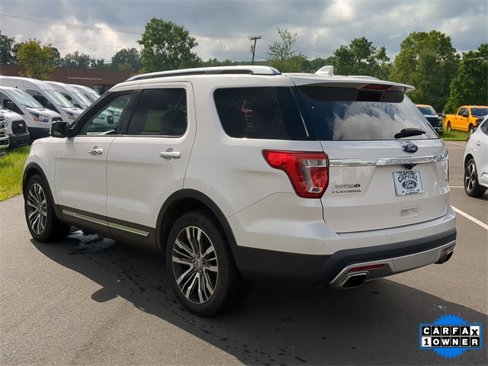 Used 2017 Ford Explorer Platinum image 11