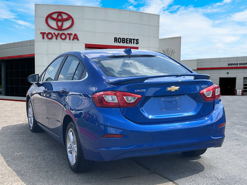 Used 2017 Chevrolet Cruze LT w/ Convenience Package image 5