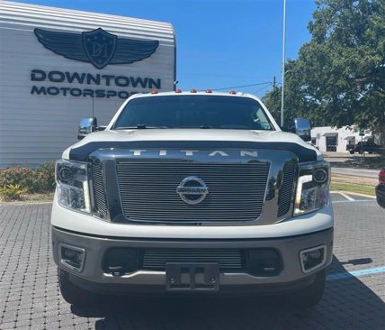 Used 2018 Nissan Titan Platinum Reserve w/ Platinum Utility Package image 3