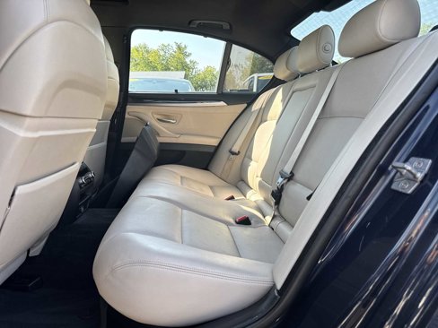 Used 2012 BMW 535i xDrive Sedan image 30