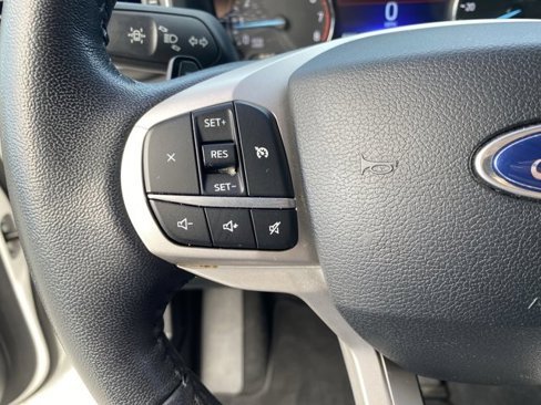 Used 2020 Ford Explorer XLT w/ Equipment Group 202A image 37