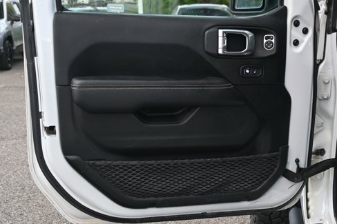 Used 2020 Jeep Gladiator Overland image 33