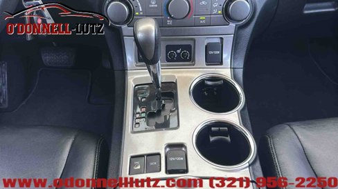 Used 2012 Toyota Highlander SE image 29